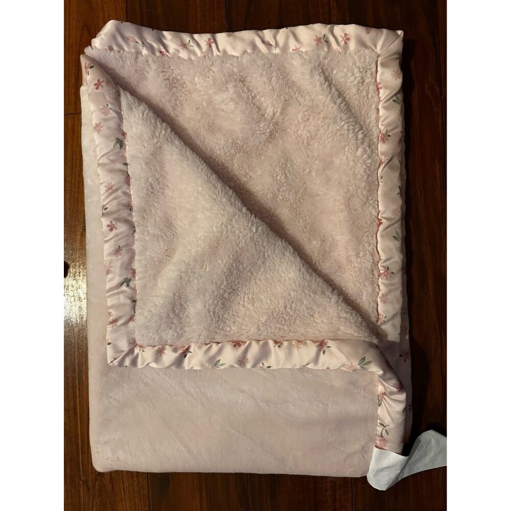 Modern Moments By‎ Gerber Pink Plush Baby Blanket Satin Trim Floral Flowers Soft